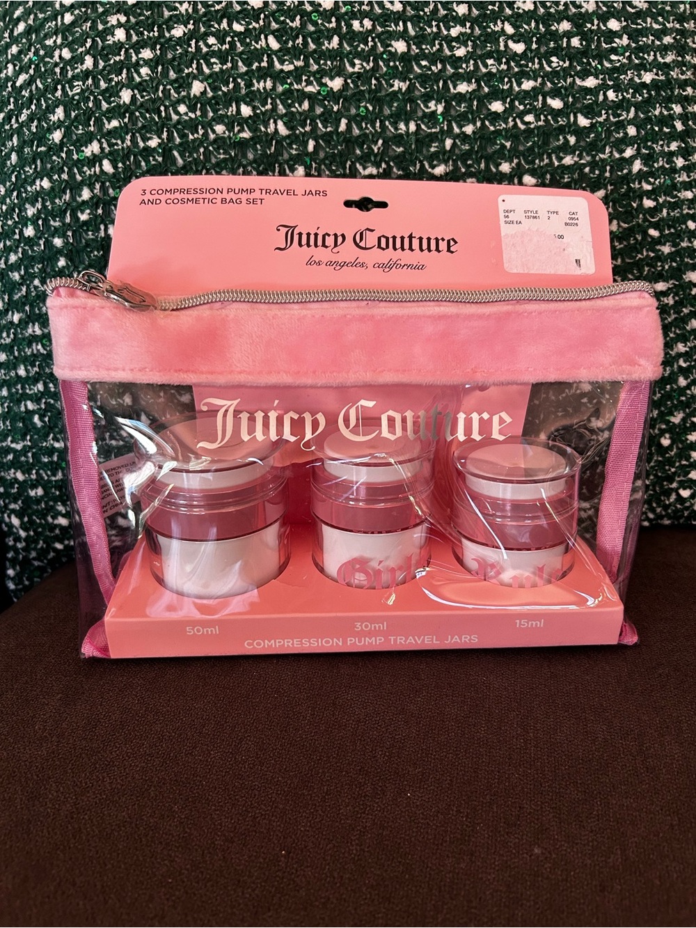 JUICY COUTURE Cosmetic
Travel Bag Set NWT With 3
Compression Pump Travel Jars